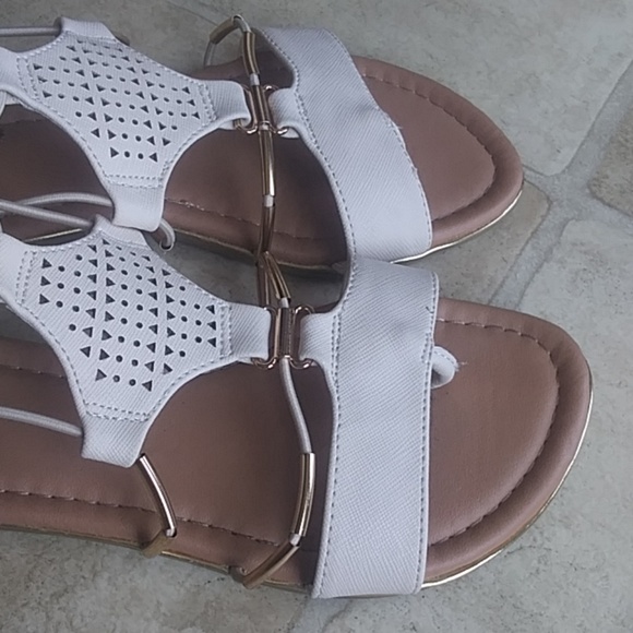 Sandals - Picture 3 of 3